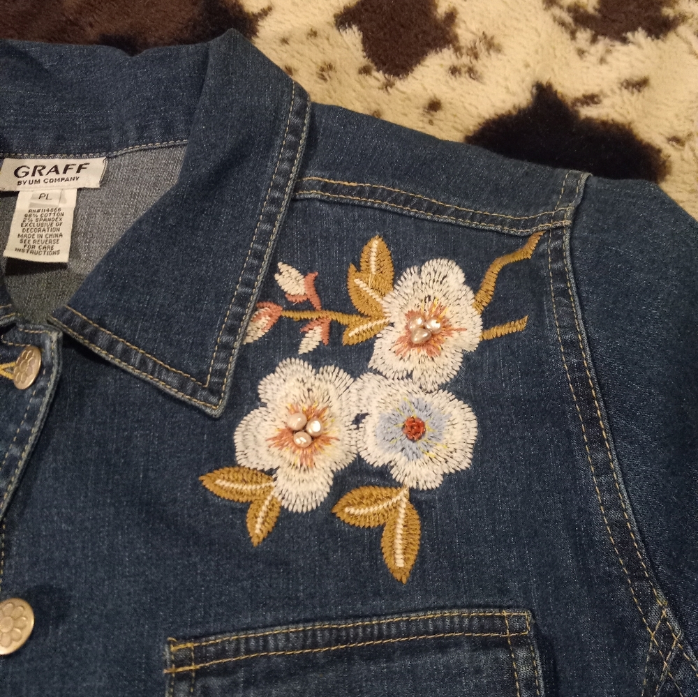 Vintage embroidered light jacket size petite large - Picture 3 of 6
